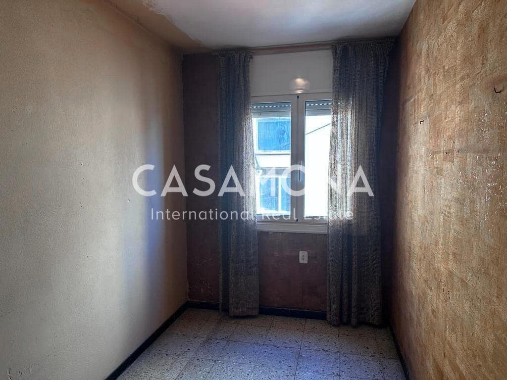 3 slaapkamer Appartement te koop in Barcelona stad - € 490.000 (Ref: 8016367)