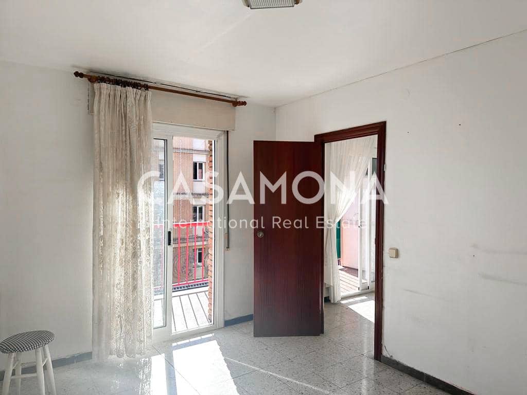 3 slaapkamer Appartement te koop in Barcelona stad - € 490.000 (Ref: 8016367)