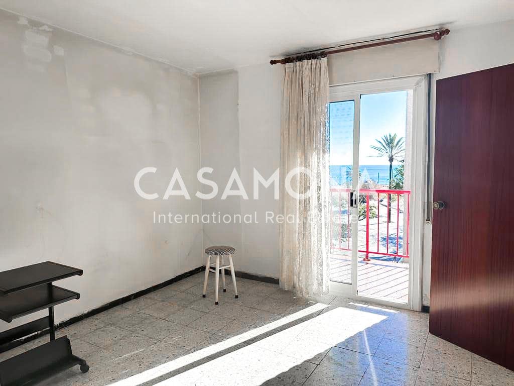 3 slaapkamer Appartement te koop in Barcelona stad - € 490.000 (Ref: 8016367)