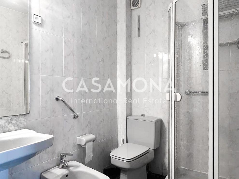 3 slaapkamer Appartement te koop in Barcelona stad - € 490.000 (Ref: 8016367)