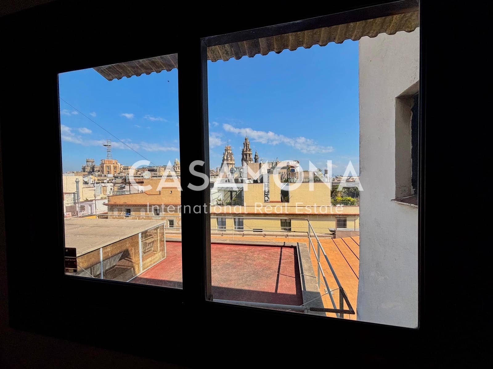 2 bedroom Apartment for sale in Barcelona city - € 1,295,000 (Ref: 8038894)