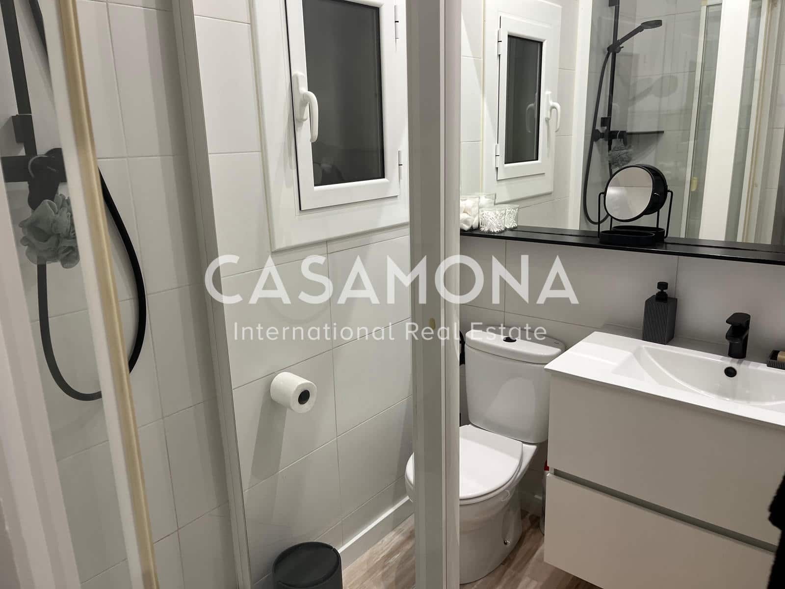 1 quarto Apartamento para arrendar em Barcelona cidade - 1 400 € (Ref: 8045943)