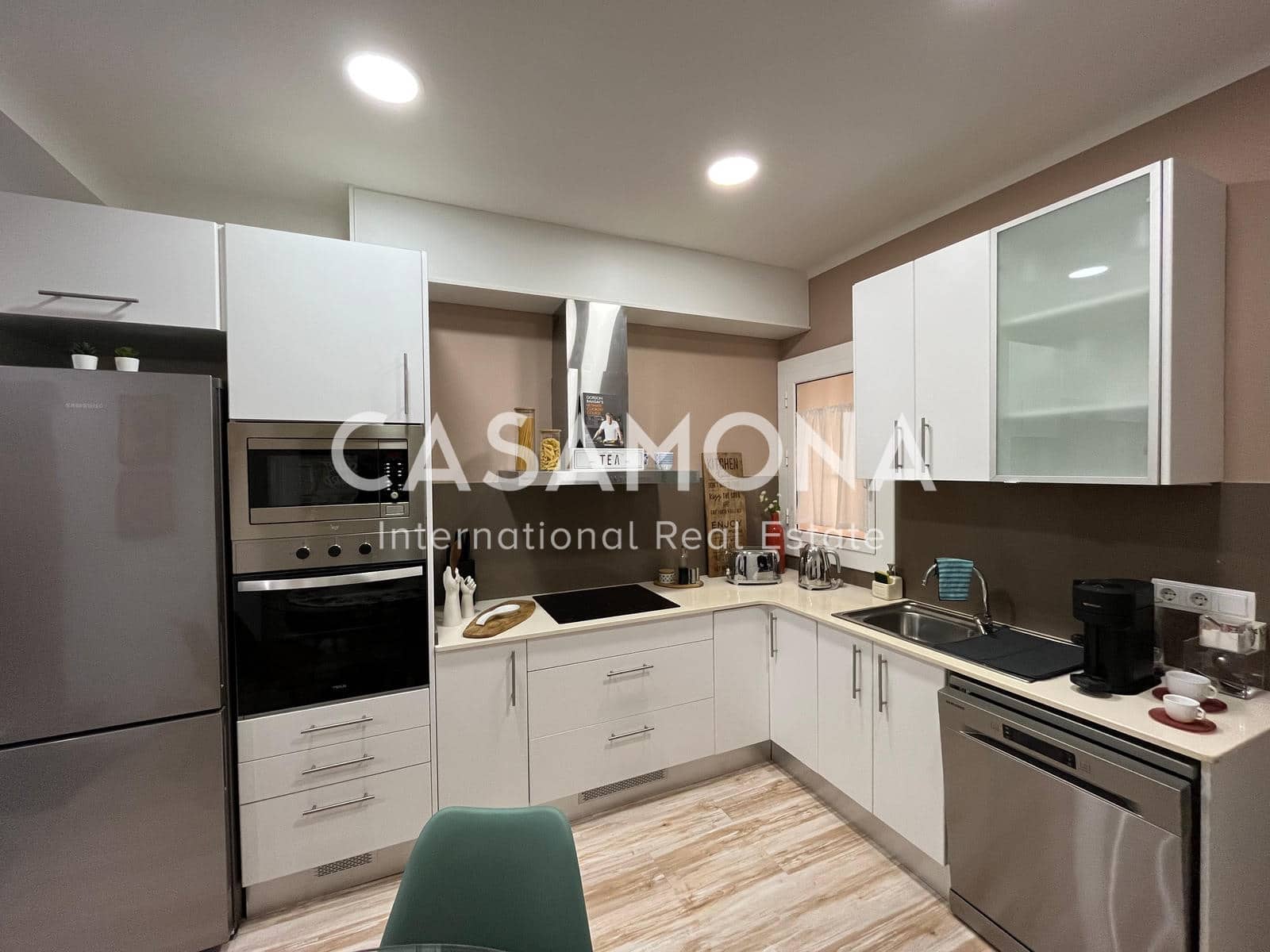 1 quarto Apartamento para arrendar em Barcelona cidade - 1 400 € (Ref: 8045943)