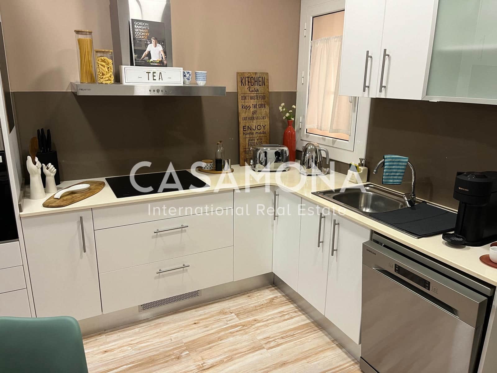 1 quarto Apartamento para arrendar em Barcelona cidade - 1 400 € (Ref: 8045943)