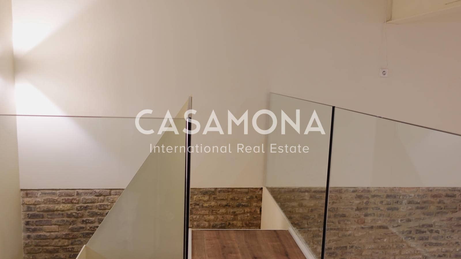 1 bedroom Apartment for sale in Barcelona city - € 380,000 (Ref: 8123043)