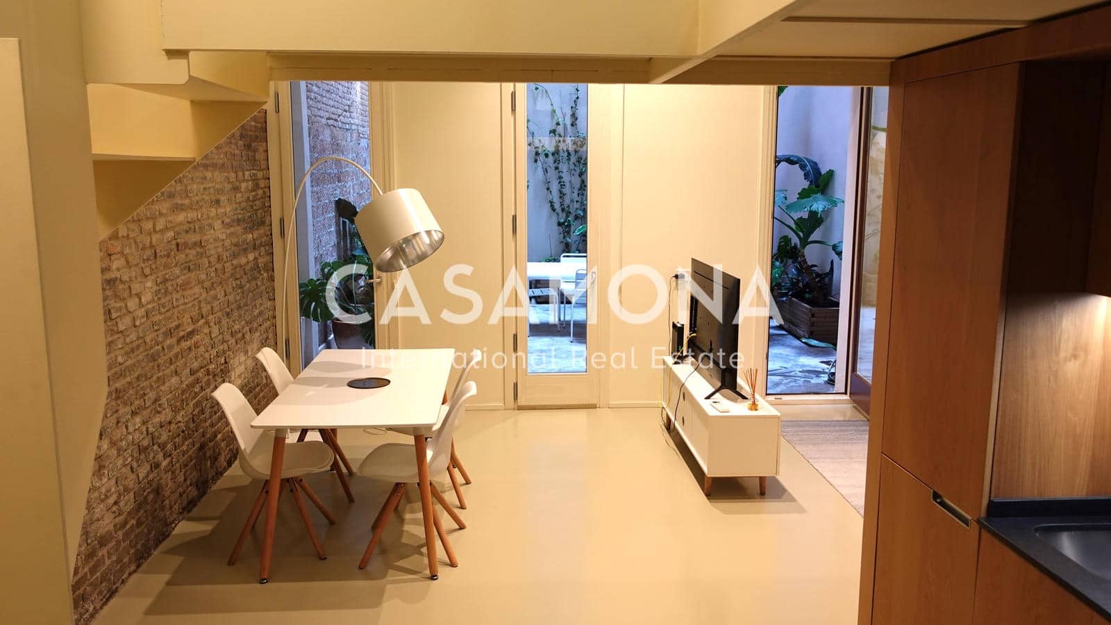 1 bedroom Apartment for sale in Barcelona city - € 380,000 (Ref: 8123043)