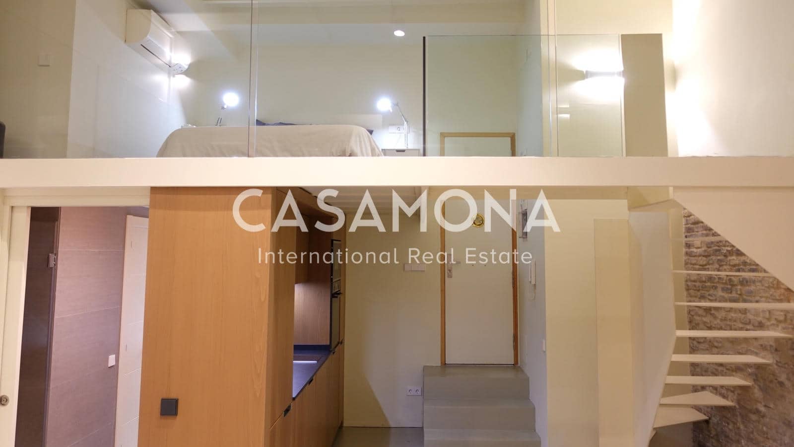 1 bedroom Apartment for sale in Barcelona city - € 380,000 (Ref: 8123043)