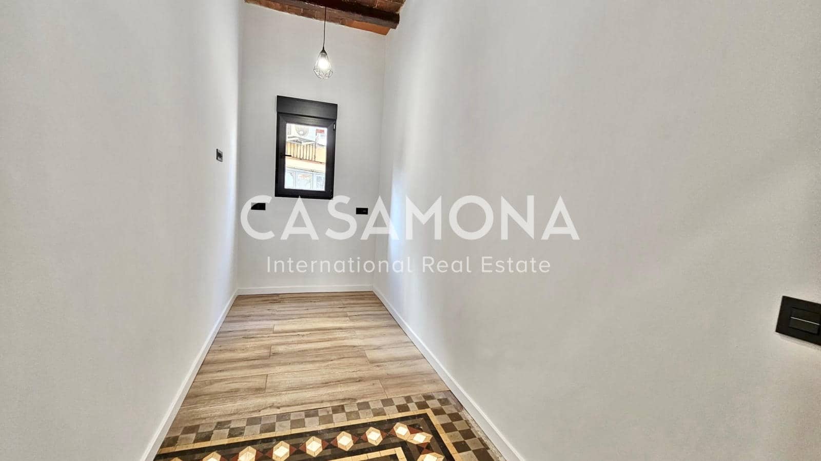 2 soveværelse Lejlighed til salg i Barcelona by - € 415.000 (Ref: 8125256)