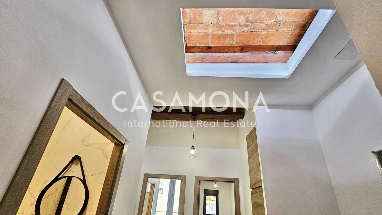 2 soveværelse Lejlighed til salg i Barcelona by - € 415.000 (Ref: 8125256)