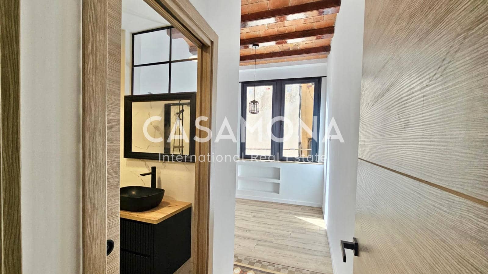 2 soveværelse Lejlighed til salg i Barcelona by - € 415.000 (Ref: 8125256)