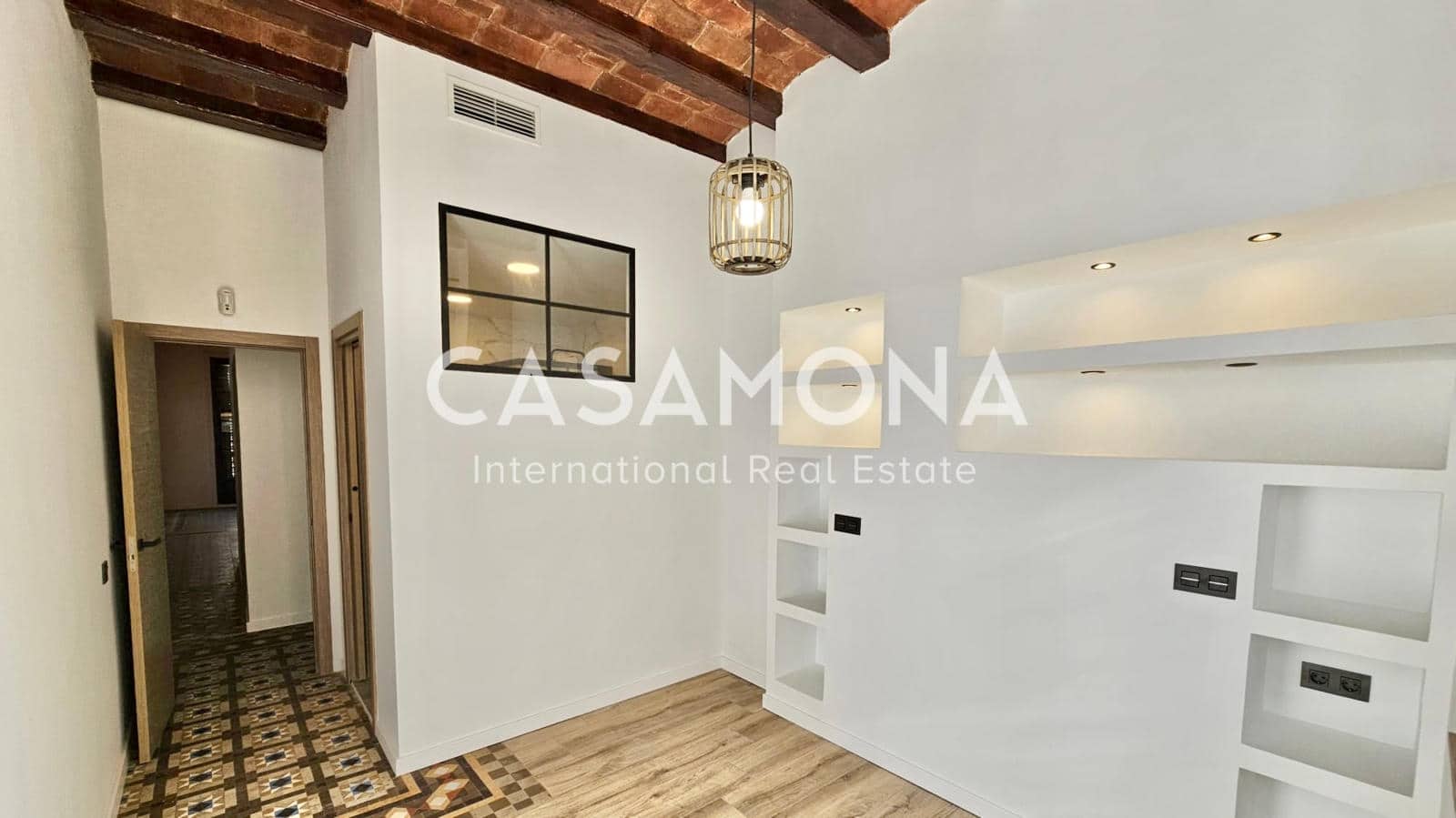 2 soveværelse Lejlighed til salg i Barcelona by - € 415.000 (Ref: 8125256)