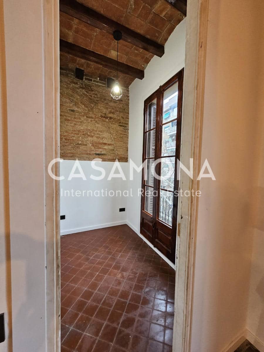 2 soveværelse Lejlighed til salg i Barcelona by - € 415.000 (Ref: 8125256)