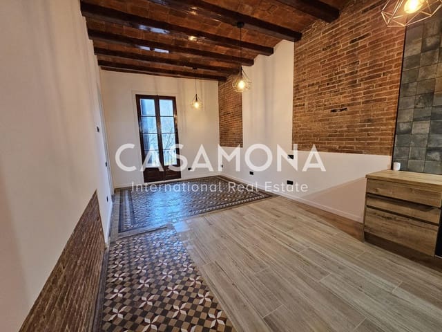 2 soveværelse Lejlighed til salg i Sant Antoni, Barcelona by - € 415.000 (Ref: 8125256)