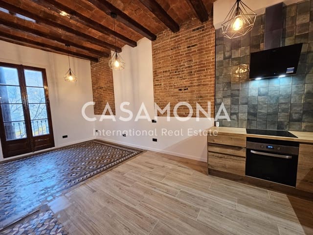 2 soveværelse Lejlighed til salg i Sant Antoni, Barcelona by - € 415.000 (Ref: 8125256)