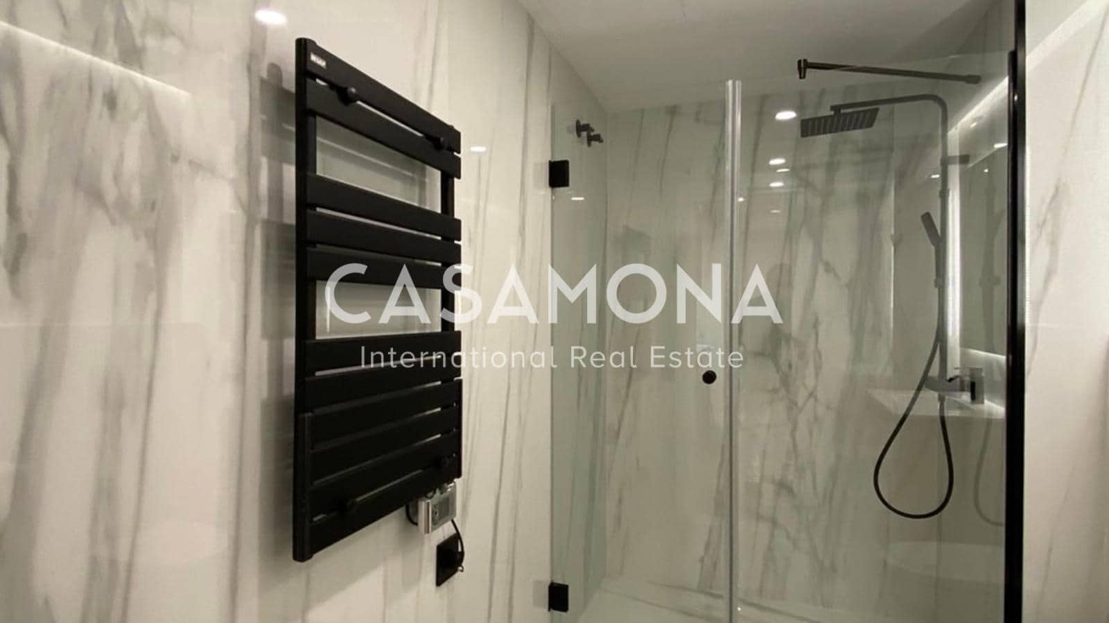 2 chambre Penthouse à vendre à Barcelone ville - 495 000 € (Ref: 8613570)