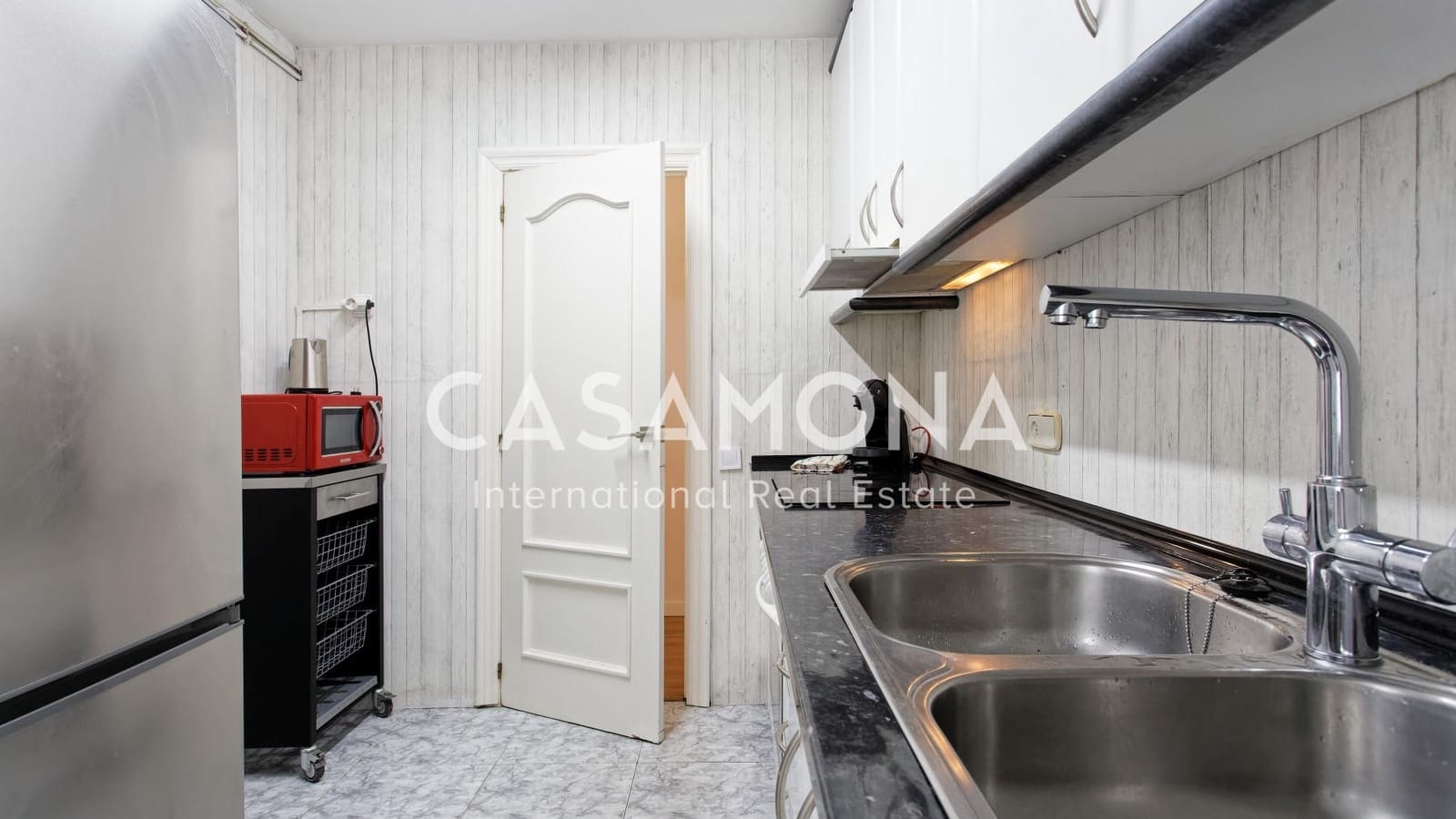 4 bedroom Apartment for rent in Barcelona city - € 2,800 (Ref: 8613591)