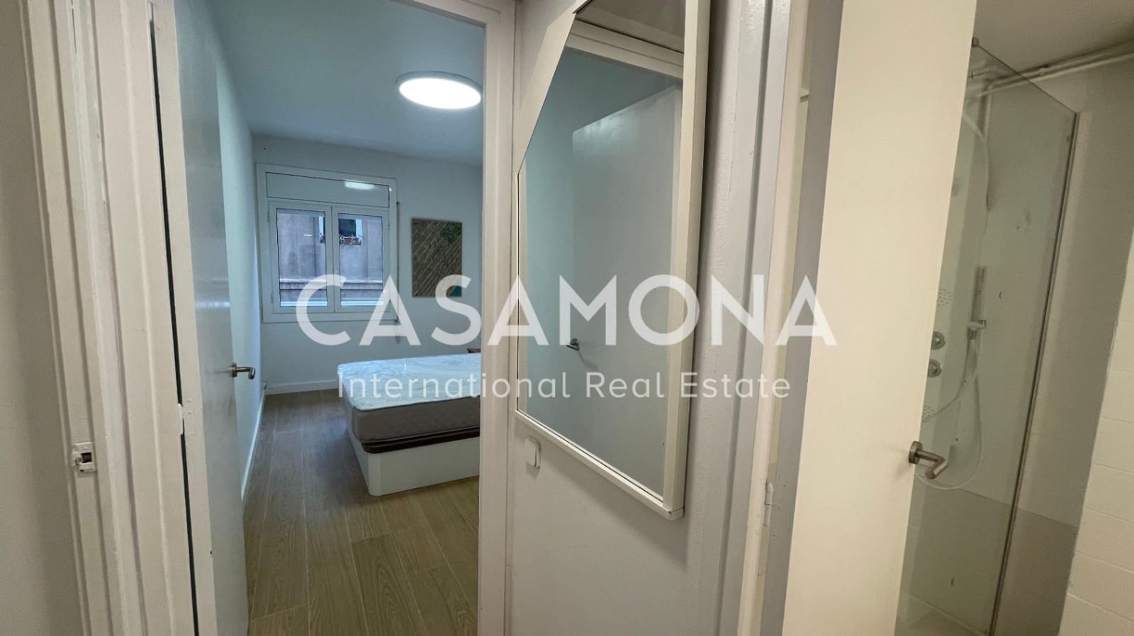 Appartement de 4 chambres à louer à Barcelone ville - 2 795 € (Ref: 8613594)