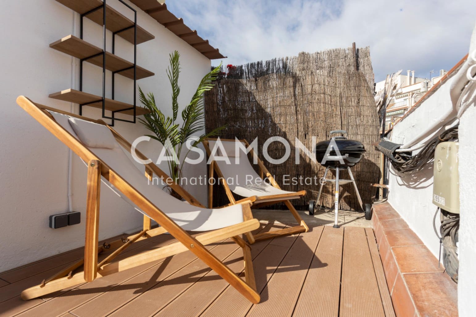 1 slaapkamer Penthouse te huur in Barcelona stad - € 2.430 (Ref: 8613608)