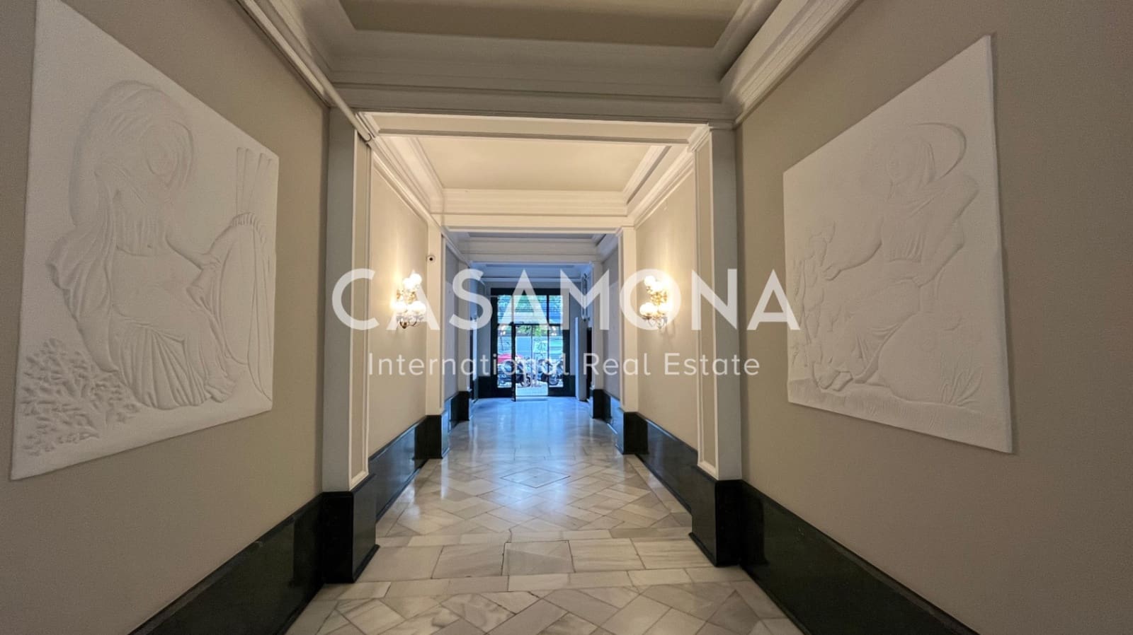 5 sovrum Lägenhet till salu i Barcelona stad - 1 190 000 € (Ref: 8613614)