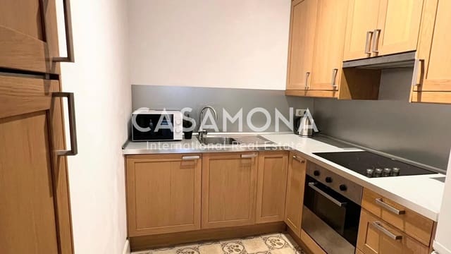 2 Zimmer Apartment zu verkaufen in El Raval, Barcelona Stadt - 335.000 € (Ref: 8613628)
