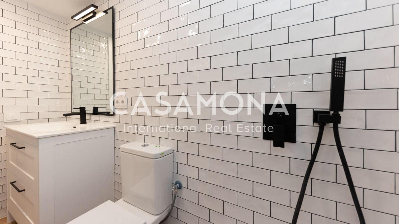 2 sypialnia Apartament na sprzedaż w Miasto Barcelona - 427 000 € (Ref: 8613633)