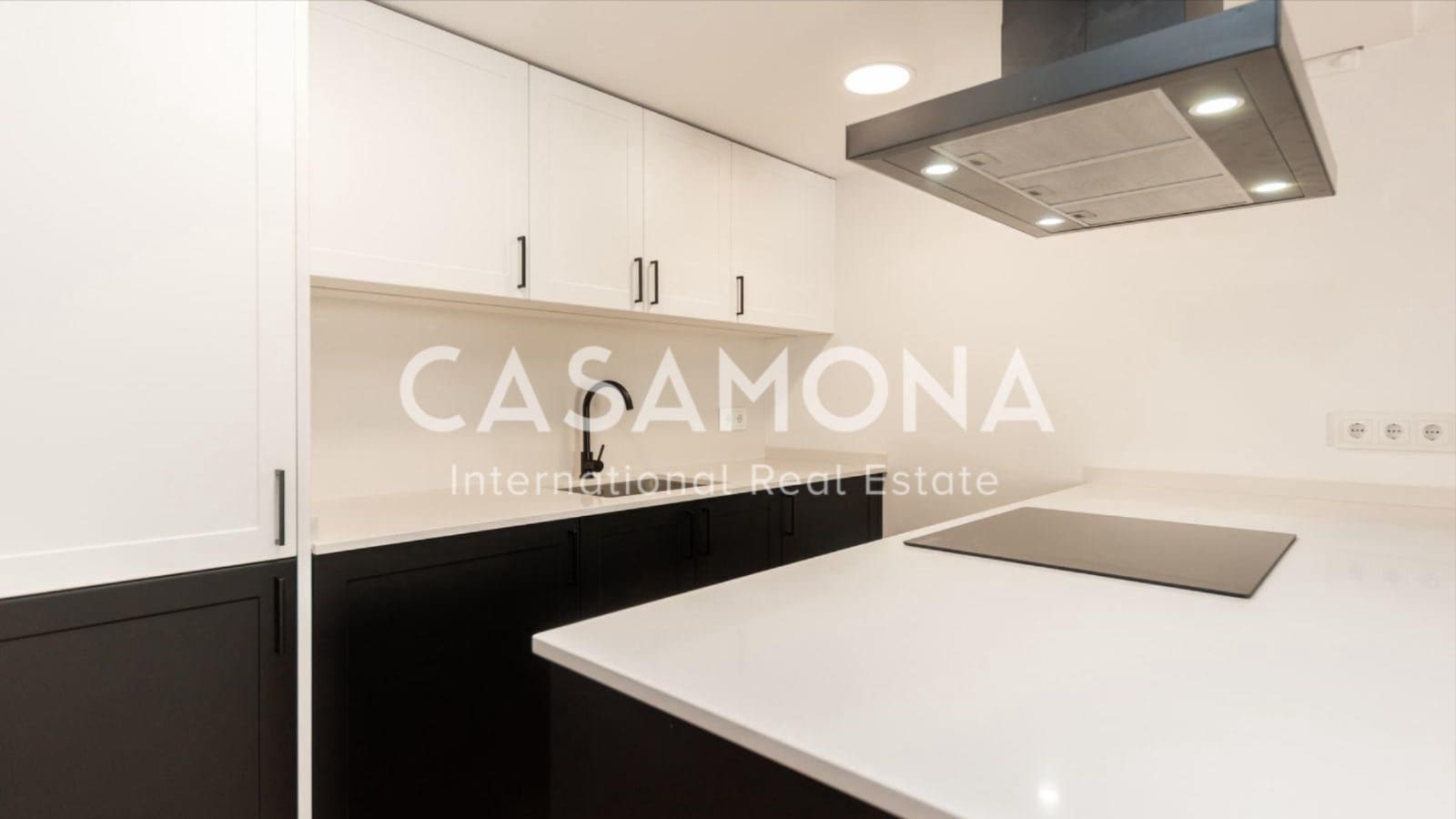 2 sypialnia Apartament na sprzedaż w Miasto Barcelona - 427 000 € (Ref: 8613633)