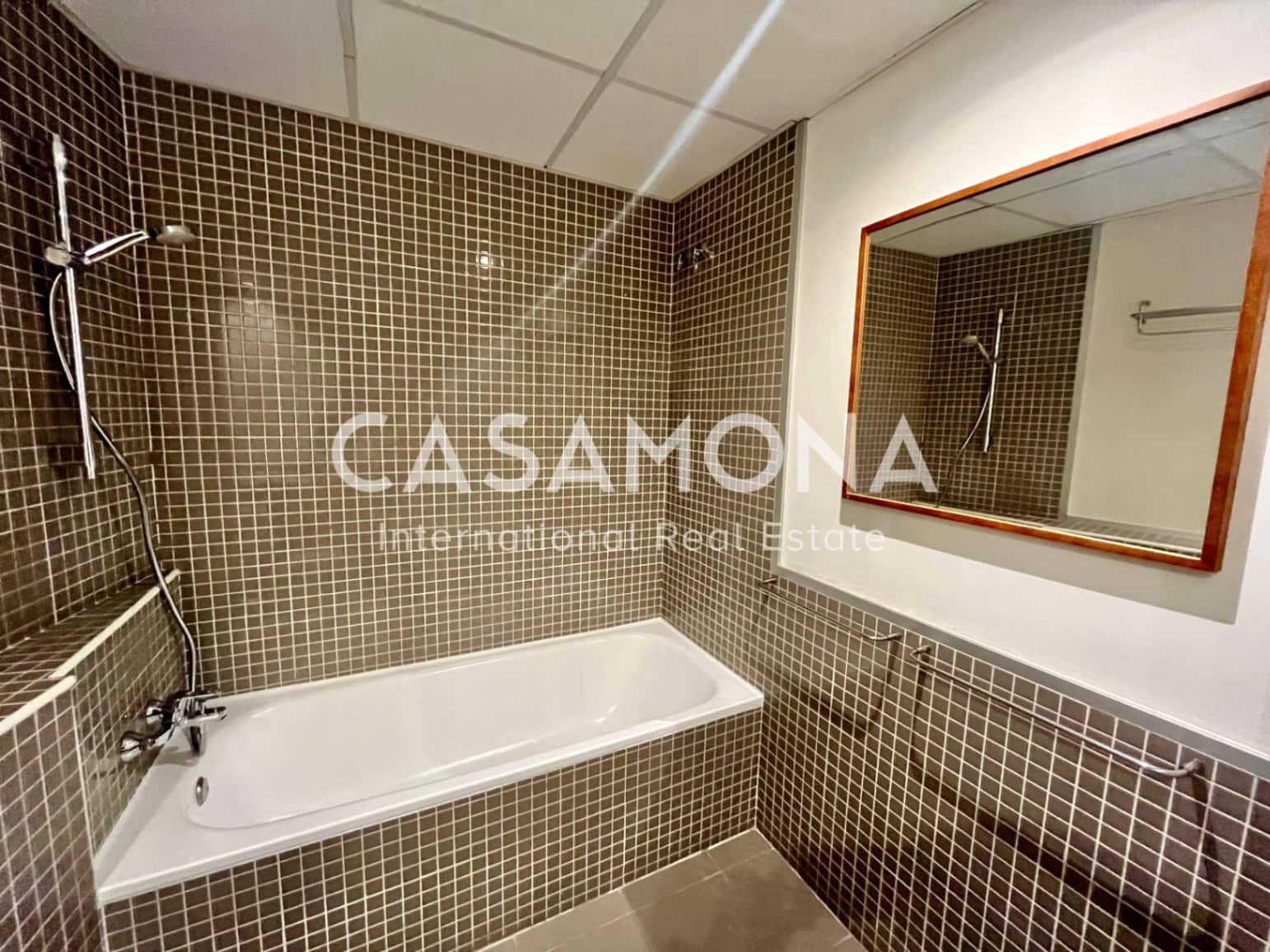 1 soveværelse Lejlighed til salg i Barcelona by - € 320.000 (Ref: 8613634)