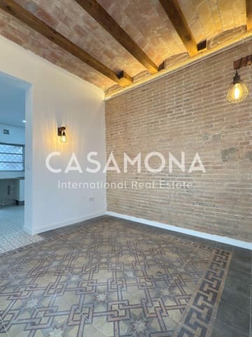 3 bedroom Apartment for sale in La Sagrada Família, Barcelona city - € 520,000 (Ref: 8639814)