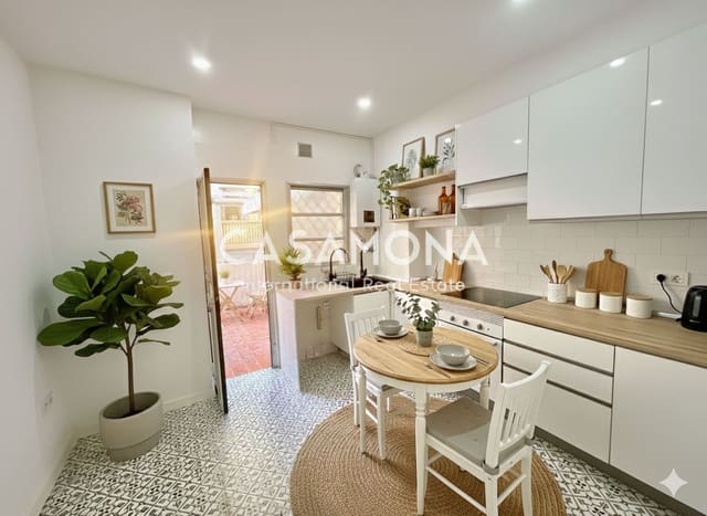 3 sovrum Lägenhet till salu i La Sagrada Família, Barcelona stad - 455 000 € (Ref: 8639814)