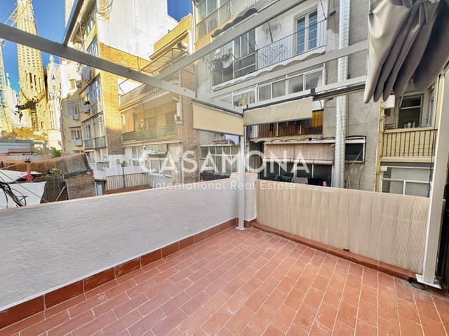 3 sovrum Lägenhet till salu i La Sagrada Família, Barcelona stad - 455 000 € (Ref: 8639814)