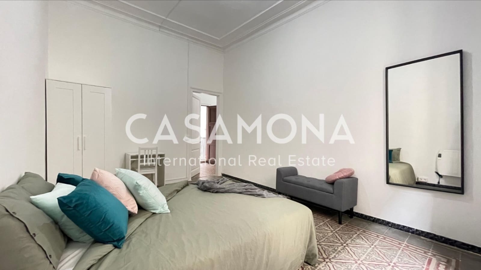 6 quarto Apartamento para venda em Barcelona cidade - 670 000 € (Ref: 8678930)