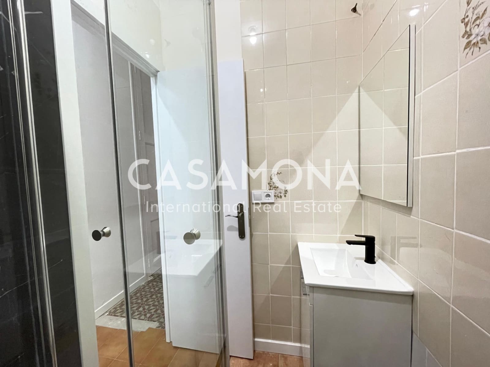 6 quarto Apartamento para venda em Barcelona cidade - 670 000 € (Ref: 8678930)