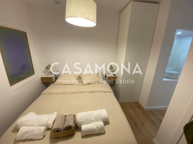 1 soveværelse Lejlighed til leje i El Raval, Barcelona by - € 950 (Ref: 8728805)