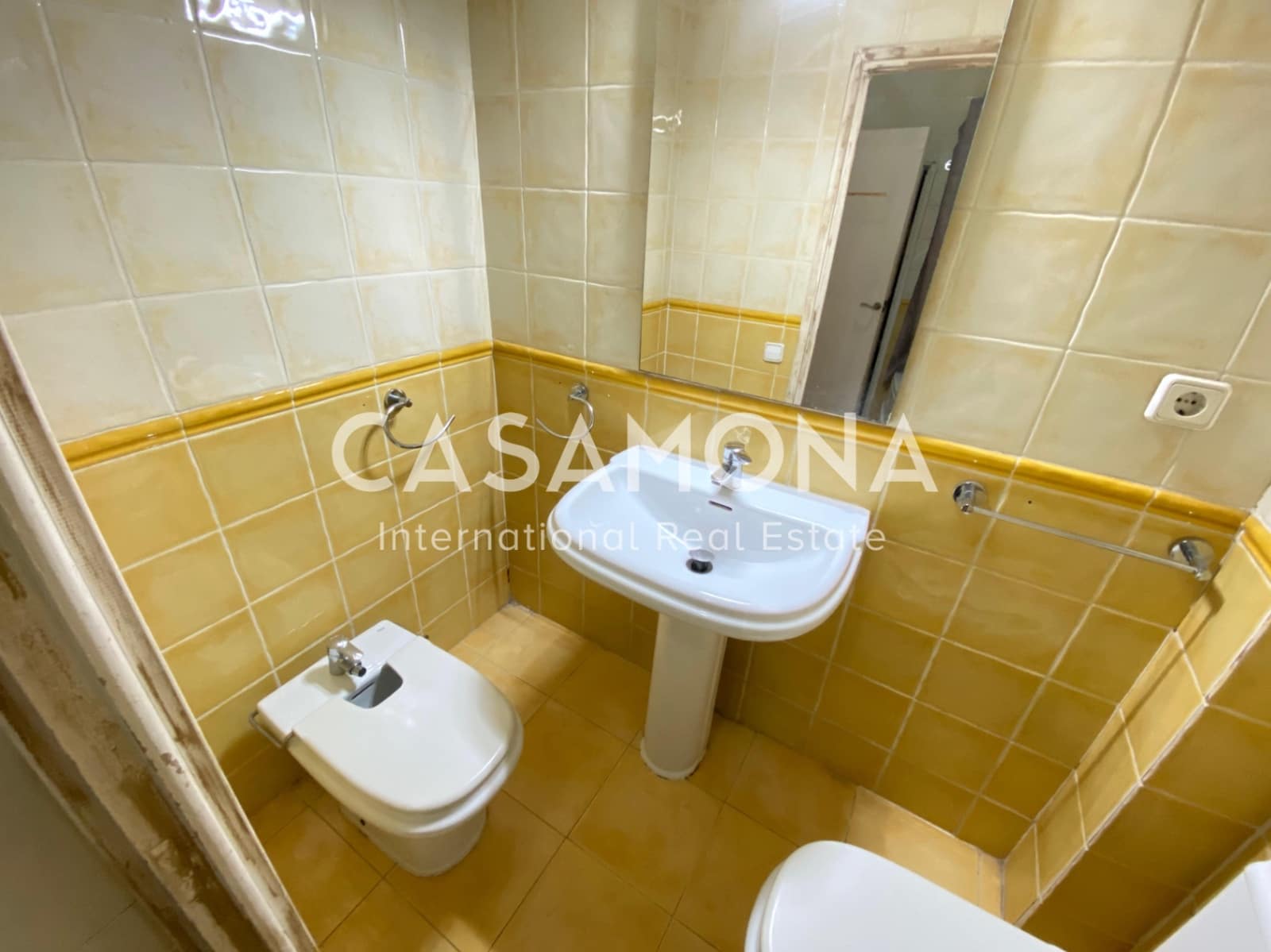1 slaapkamer Appartement te huur in Barcelona stad - € 1.250 (Ref: 8736570)