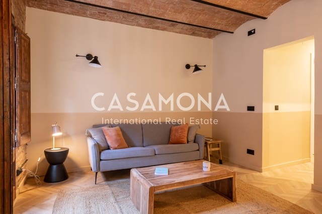 2 bedroom Apartment for rent in La Sagrada Família, Barcelona city - € 1,900 (Ref: 8814683)