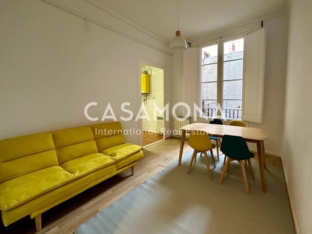 3 soverom Leilighet til leie i El Barri Gòtic, Barcelona by - € 1 900 (Ref: 8815023)