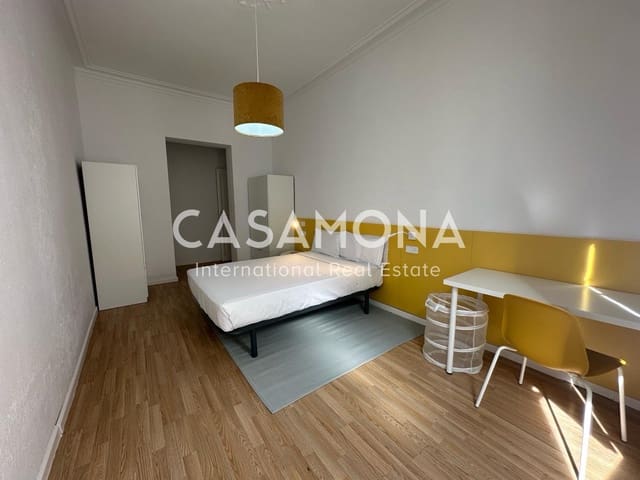 3 soverom Leilighet til leie i El Barri Gòtic, Barcelona by - € 1 900 (Ref: 8815023)