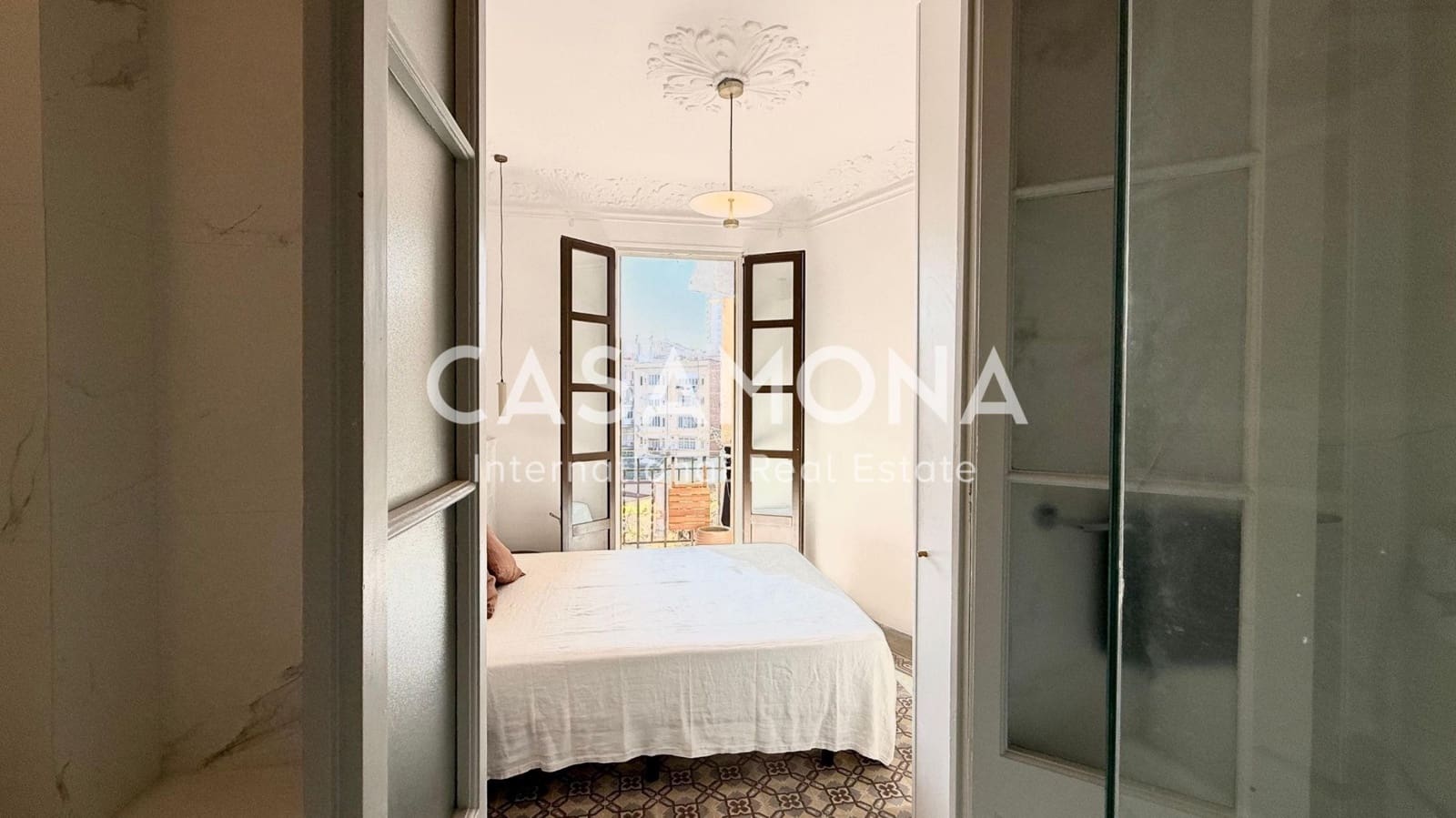 3 soveværelse Lejlighed til salg i Barcelona by - € 885.000 (Ref: 8816764)