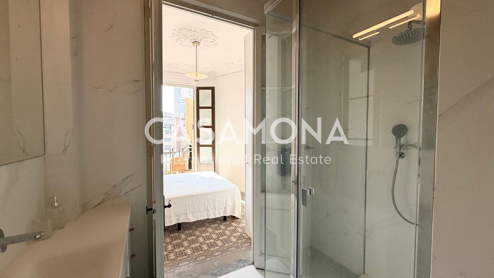 3 soveværelse Lejlighed til salg i Barcelona by - € 885.000 (Ref: 8816764)