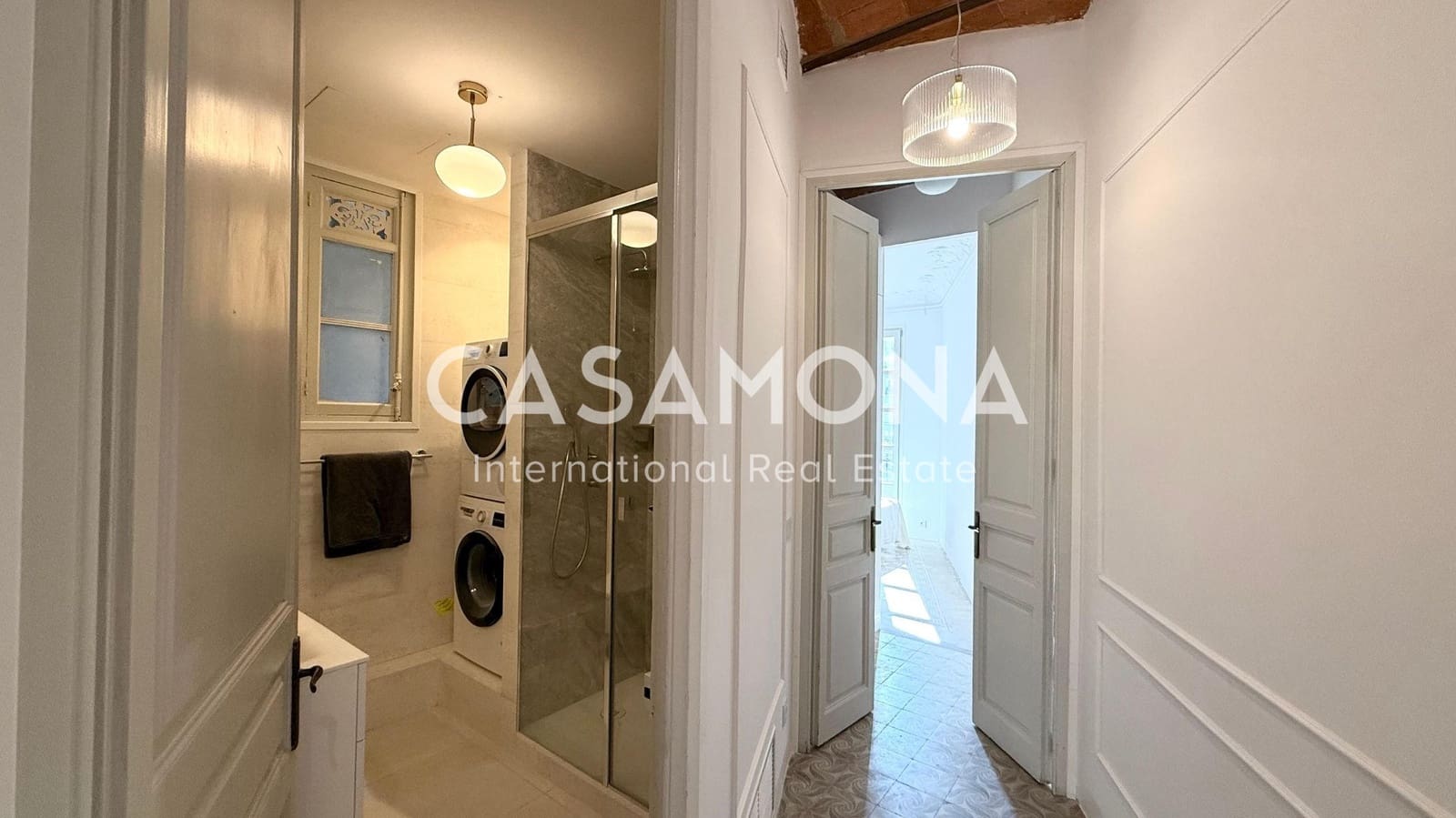 3 soveværelse Lejlighed til salg i Barcelona by - € 885.000 (Ref: 8816764)