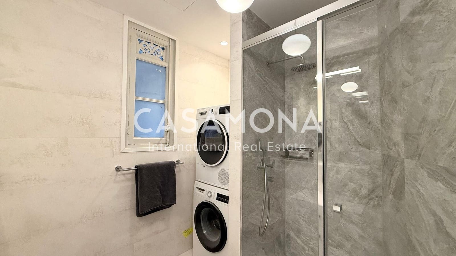 3 soveværelse Lejlighed til salg i Barcelona by - € 885.000 (Ref: 8816764)