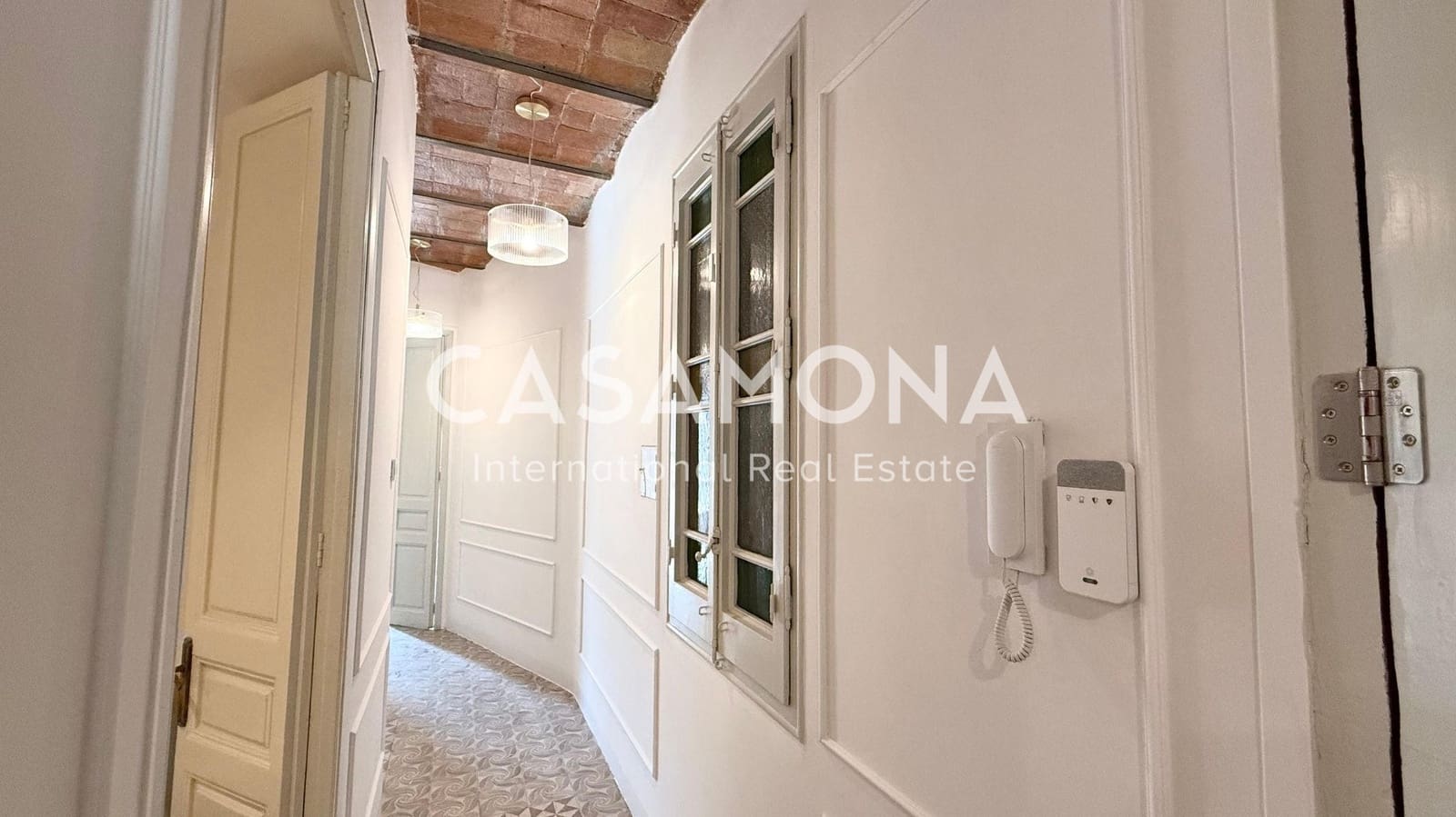 3 soveværelse Lejlighed til salg i Barcelona by - € 885.000 (Ref: 8816764)