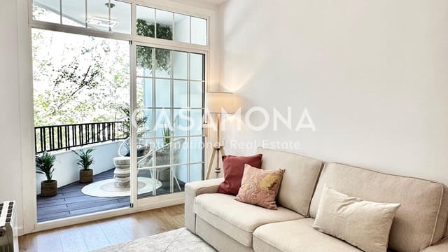 3 soveværelse Lejlighed til salg i El Poblenou, Barcelona by - € 445.000 (Ref: 8821681)