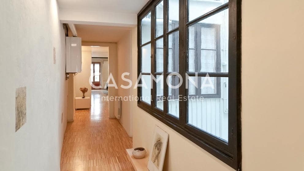 2 slaapkamer Appartement te koop in Barcelona stad - € 595.000 (Ref: 8821682)