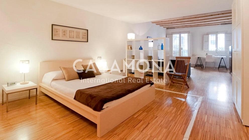 2 slaapkamer Appartement te koop in Barcelona stad - € 595.000 (Ref: 8821682)