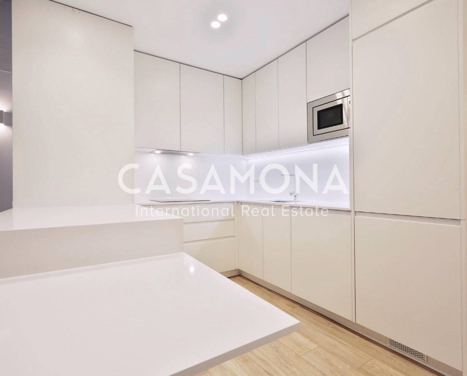 2 soveværelse Lejlighed til salg i Barcelona by - € 490.000 (Ref: 8866269)