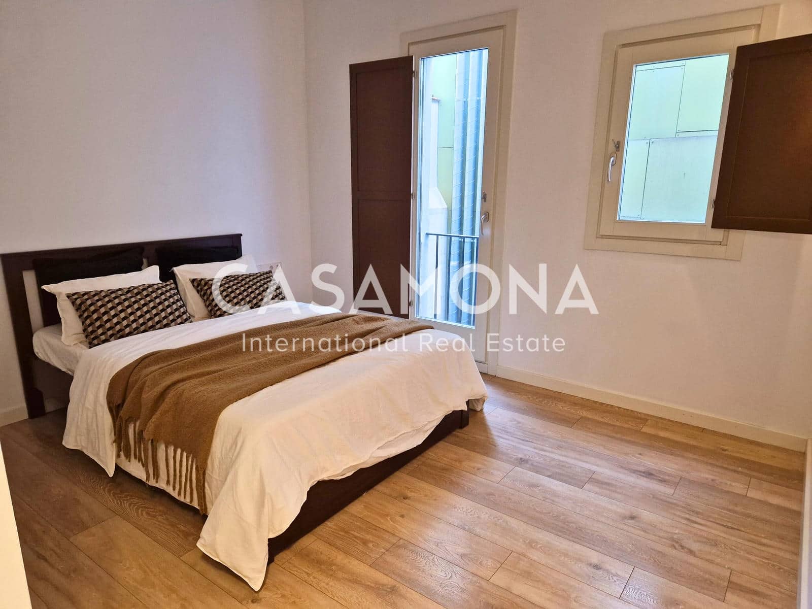 2 sovrum Takvåning till salu i Barcelona stad - 750 000 € (Ref: 8866452)