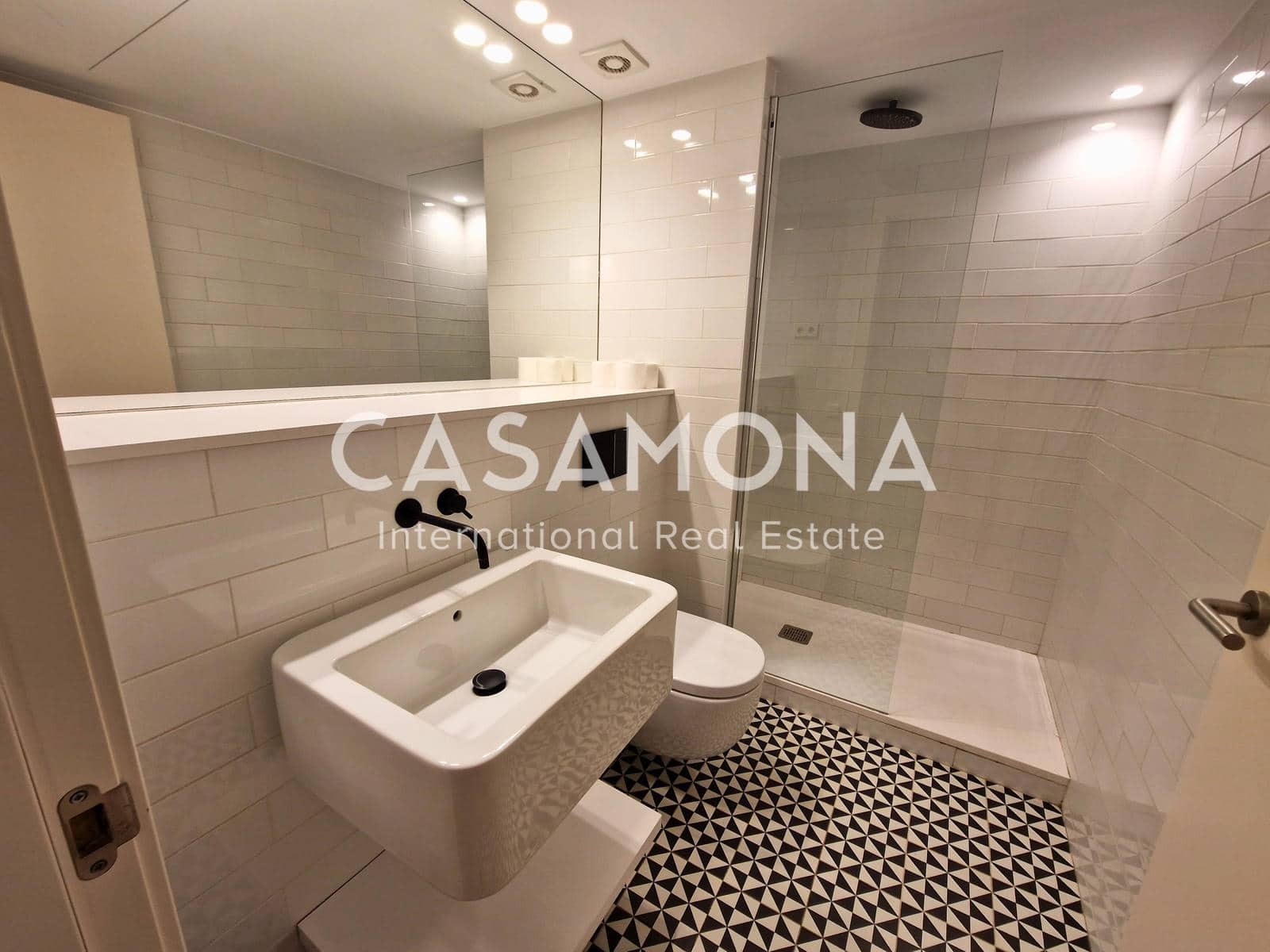 2 sovrum Takvåning till salu i Barcelona stad - 750 000 € (Ref: 8866452)