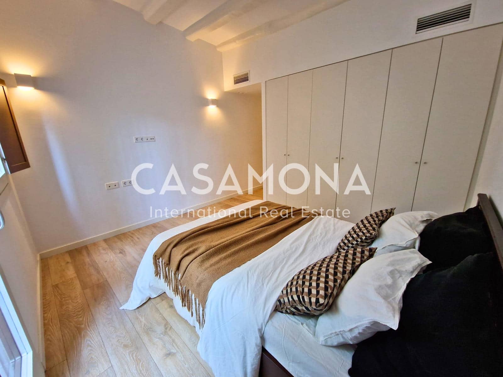 2 sovrum Takvåning till salu i Barcelona stad - 750 000 € (Ref: 8866452)