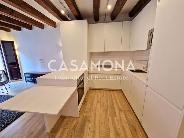 2 slaapkamer Penthouse te koop in El Barri Gòtic, Barcelona stad - € 750.000 (Ref: 8866452)